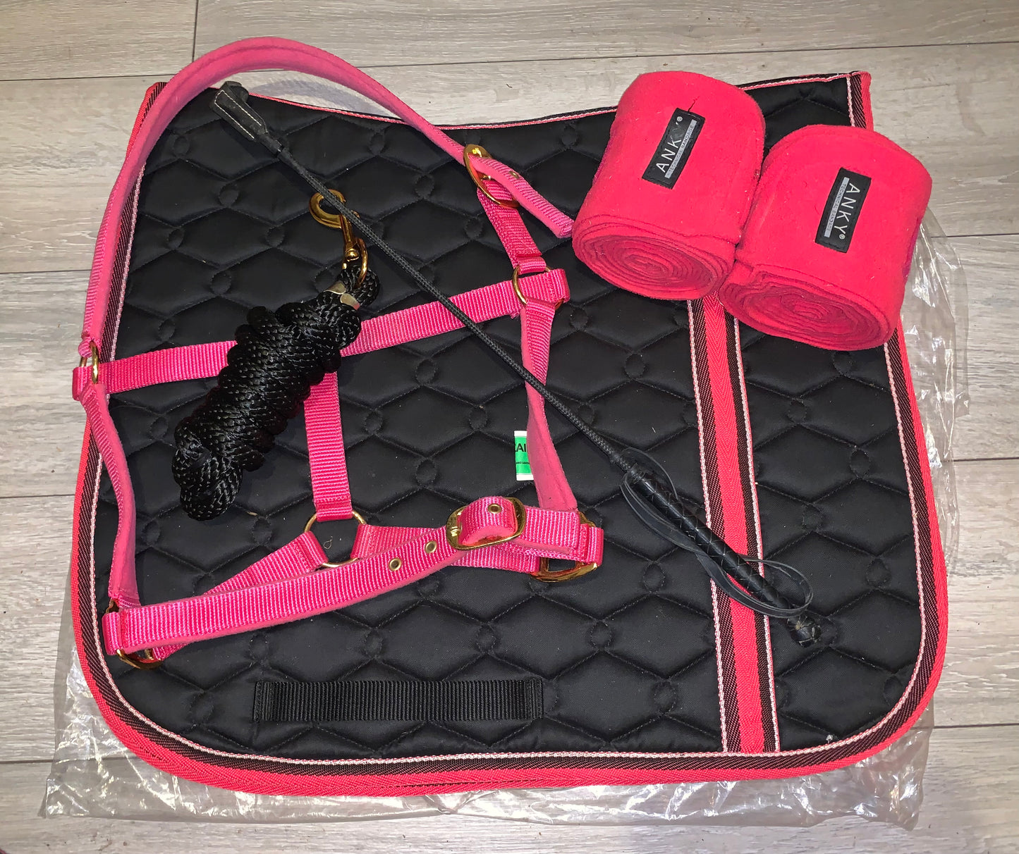 ✨ Beautiful Black & Pink Bundle – Size Full ✨