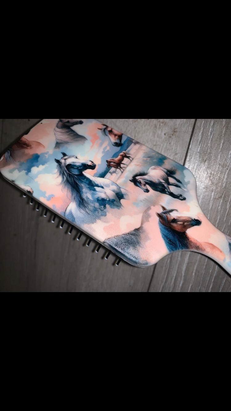 ๐ Brand New Horsey Hairbrush ๐