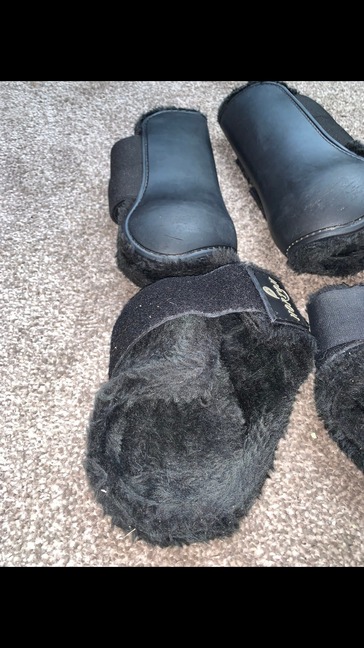 ๐ Preloved Black Norton Brushing Boot Set โ Size Full ๐