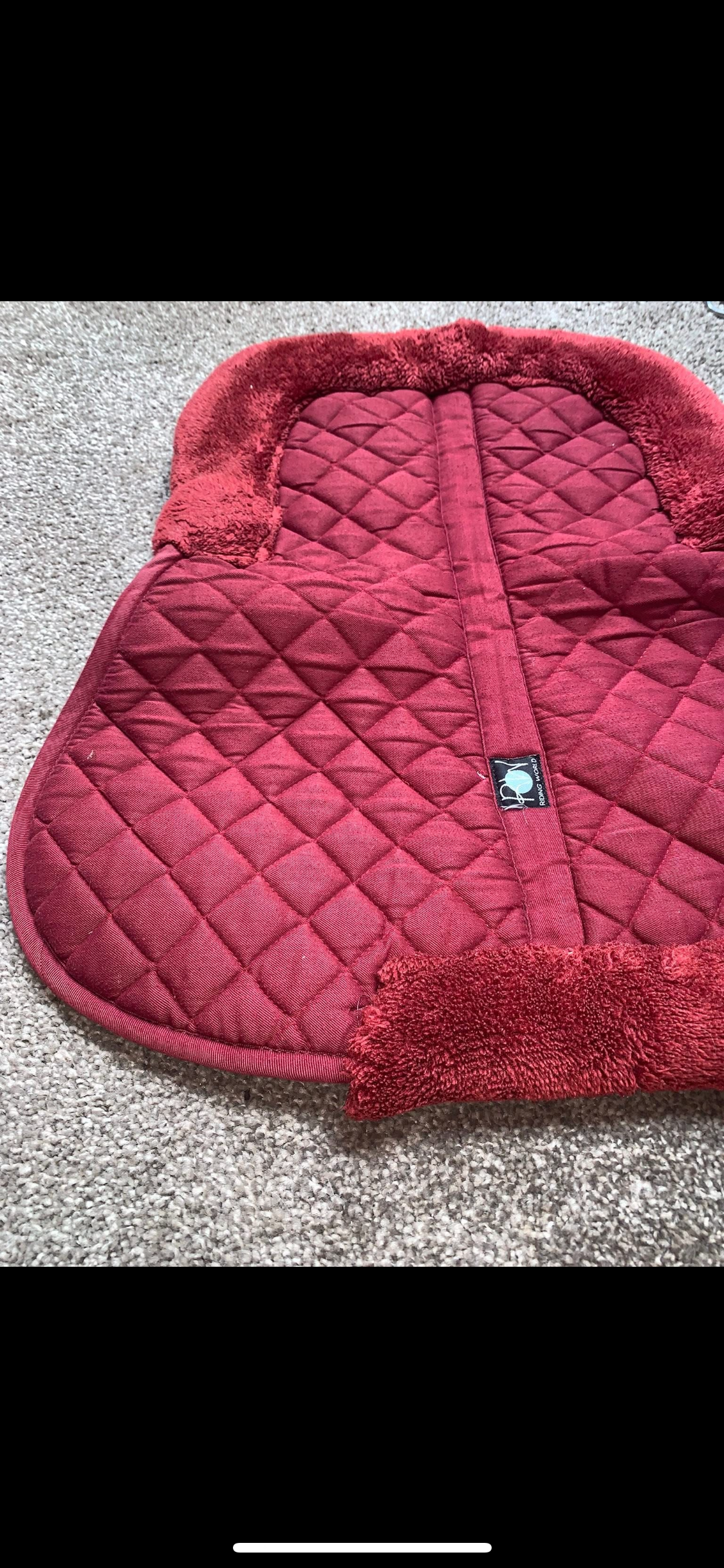 ๐ด๐ Preloved Size Cob Red Half Pad ๐๐ด