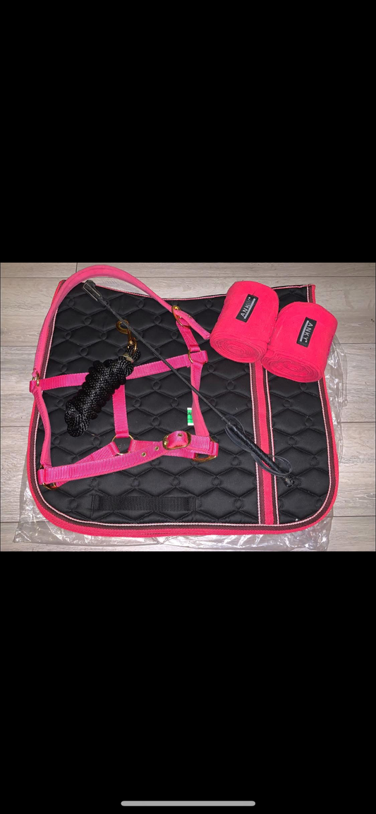 ✨ Beautiful Black & Pink Bundle – Size Full ✨